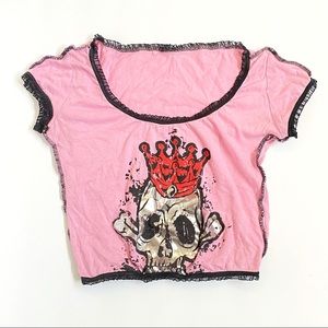 Pink black ruffle trim silver skull crown scoop neck short sleeve crop top
